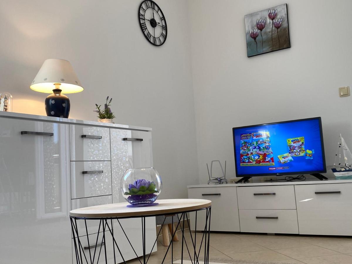 Apartment Tihana Trogir Bagian luar foto