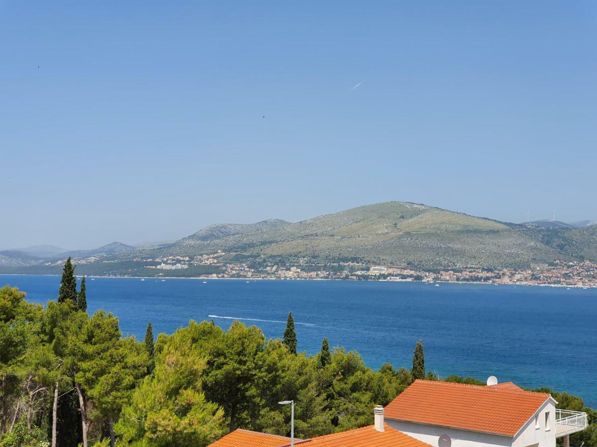 Apartment Tihana Trogir Bagian luar foto