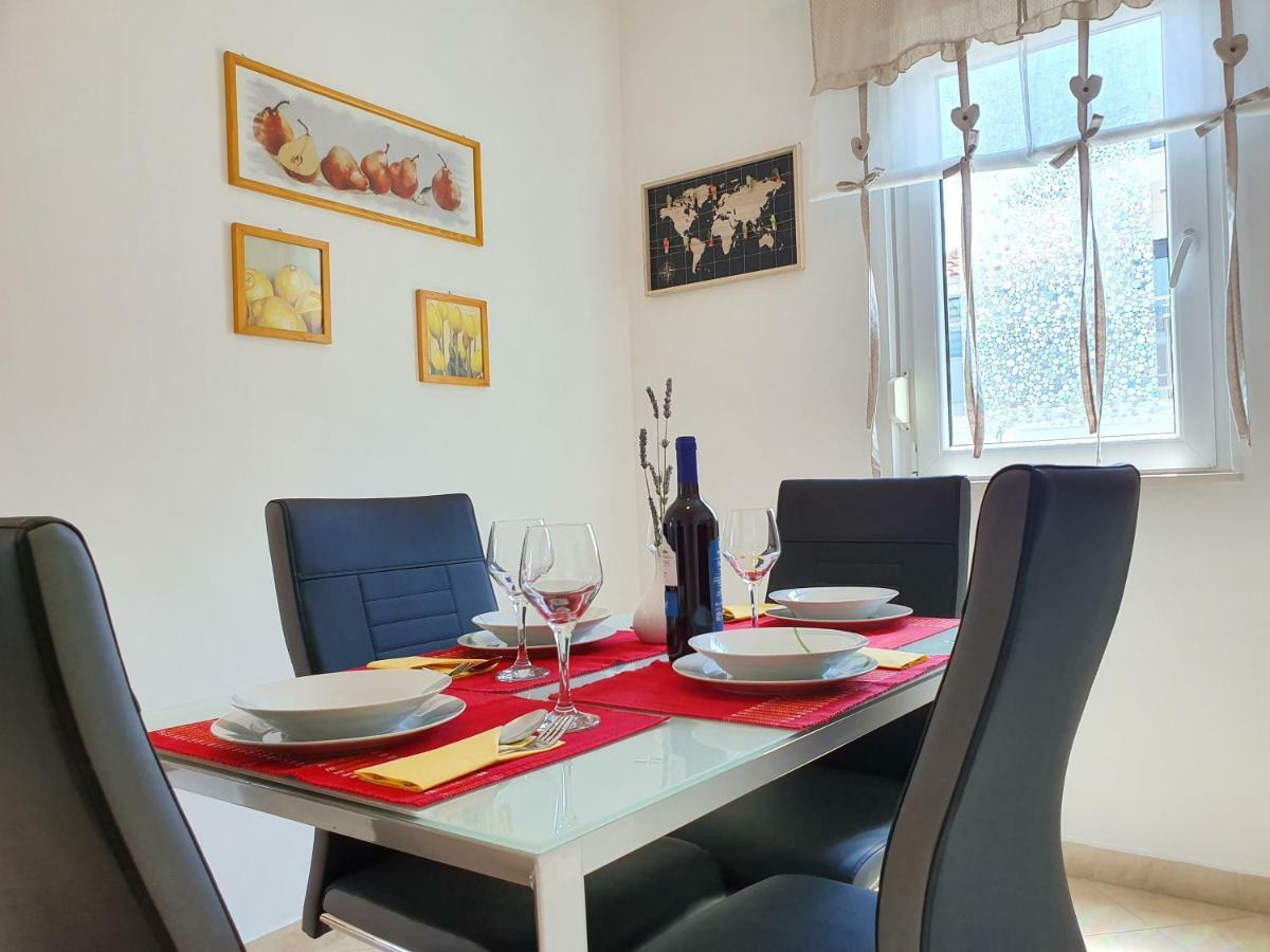 Apartment Tihana Trogir Bagian luar foto