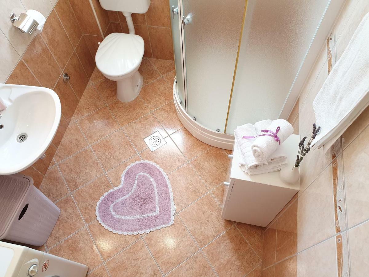 Apartment Tihana Trogir Bagian luar foto