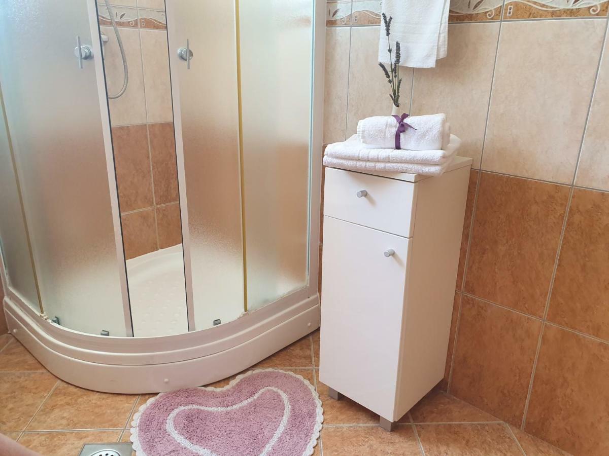Apartment Tihana Trogir Bagian luar foto